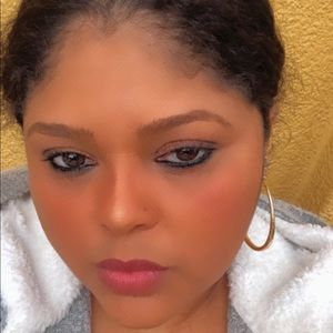 Meet your Posher, Sherry